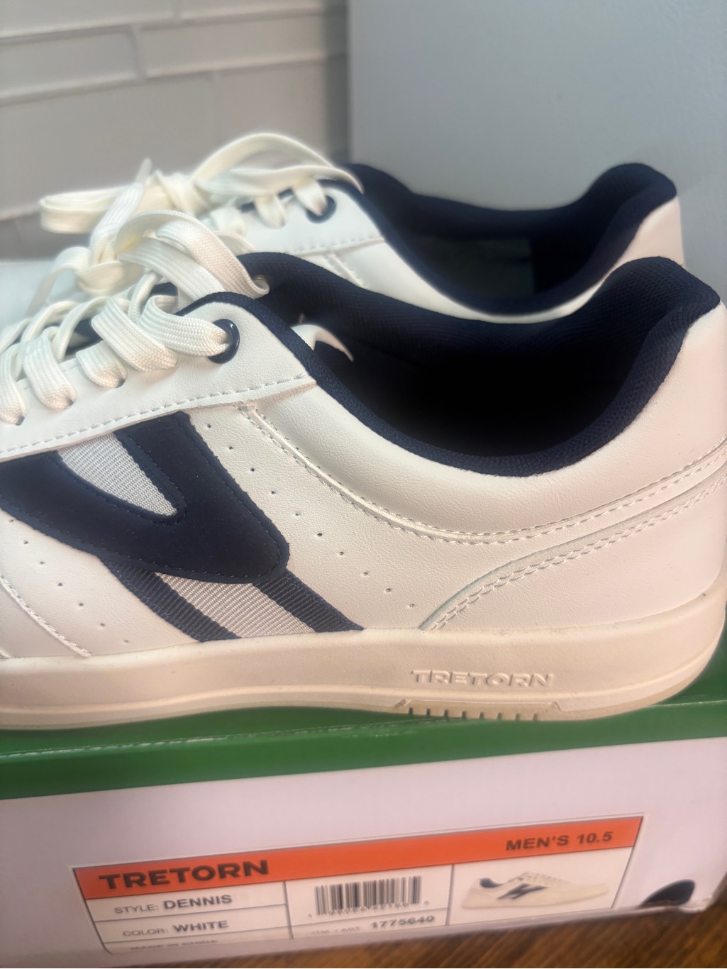 Tretorn Dennis White And Navy Sneakers Size 10.5 — image 2 of 5